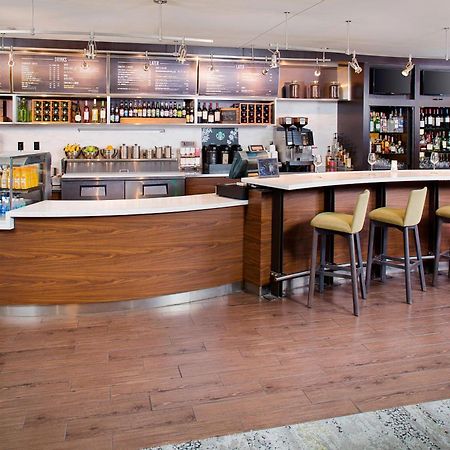 Courtyard By Marriott Roanoke Airport Hotel Luaran gambar