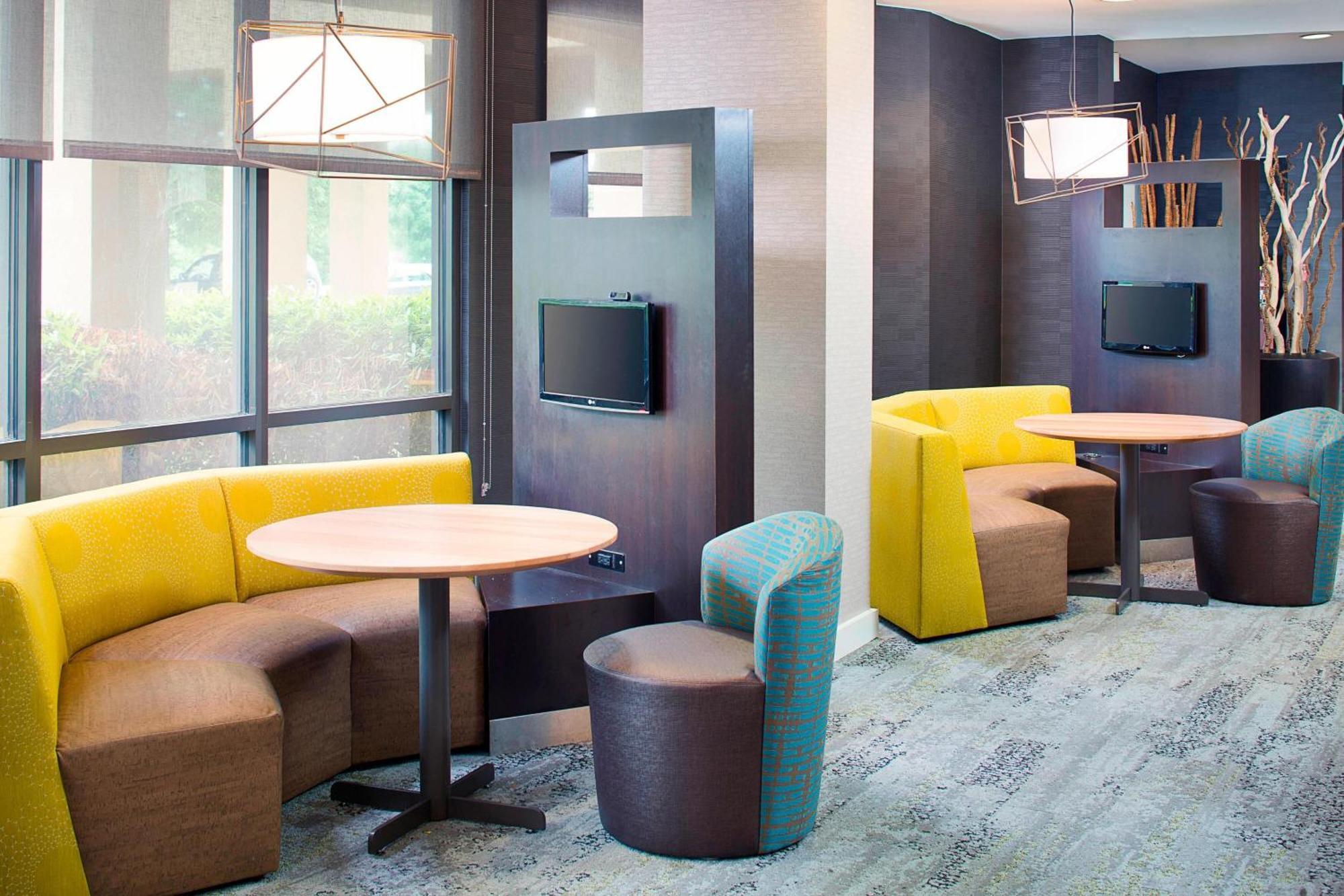 Courtyard By Marriott Roanoke Airport Hotel Luaran gambar