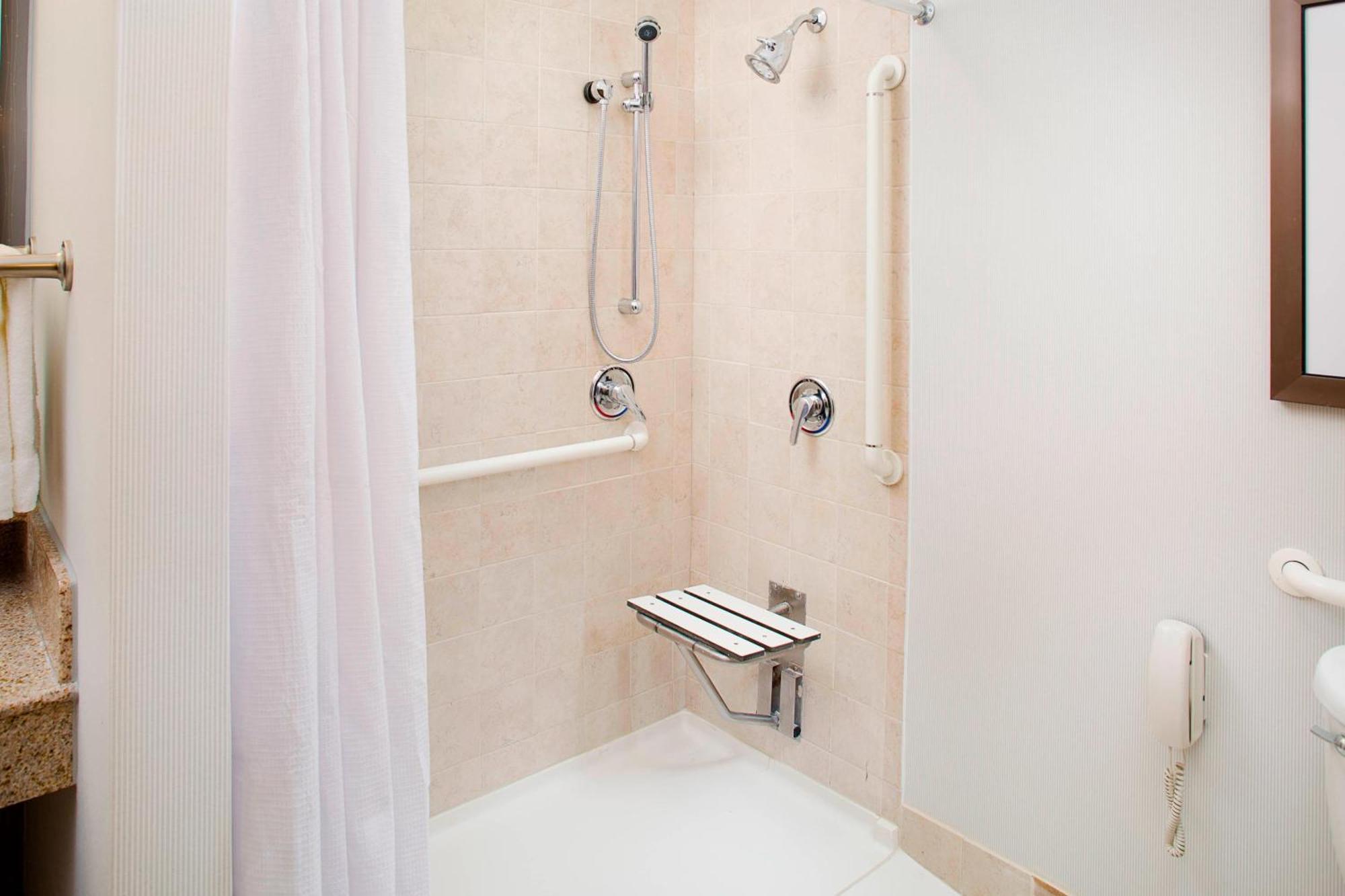 Courtyard By Marriott Roanoke Airport Hotel Luaran gambar