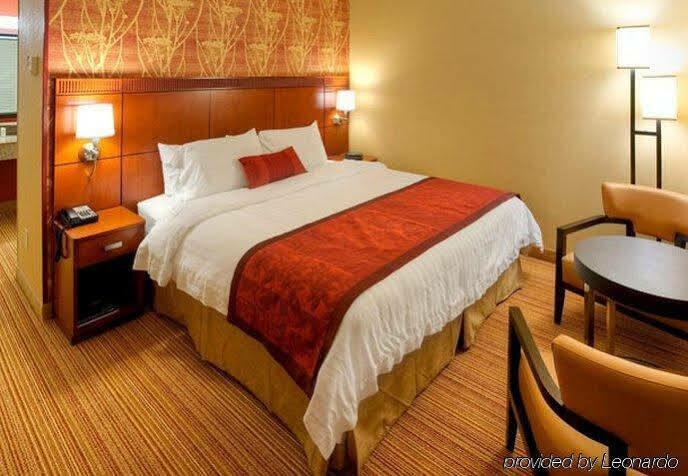 Courtyard By Marriott Roanoke Airport Hotel Luaran gambar